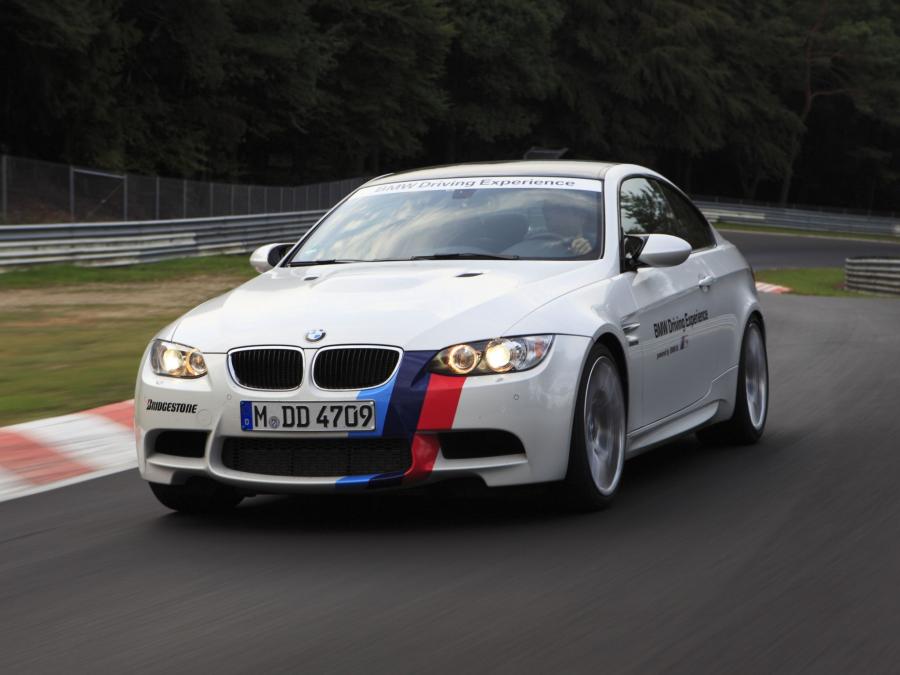  BMW M3 Coupe (E92) 2007 года  (фото 25 из 44)